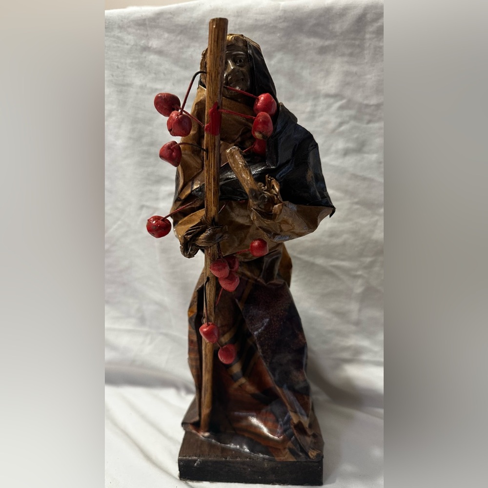 Mexican Vintage Paper Mache Handcrafted Figurine.